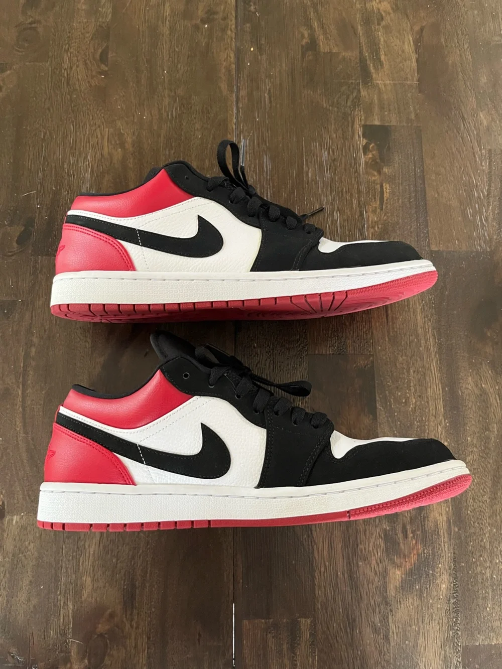 Air Jordan 1 Low - Black Toe